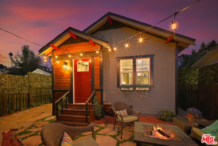 2 Bed Home for Sale in Los Angeles, California