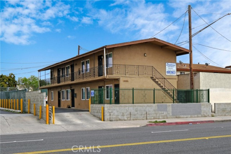  Income Home for Sale in Hawthorne, California