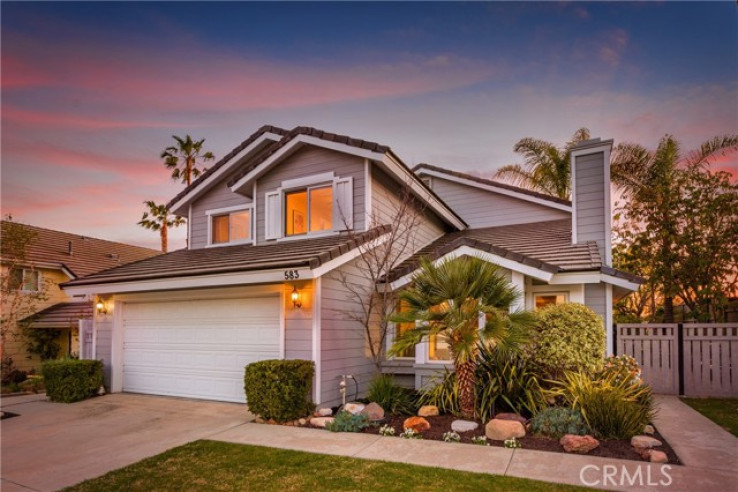 3 Bed Home for Sale in Oak Park, California