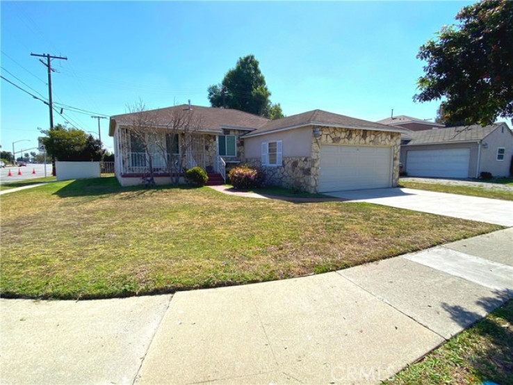 Residential Home in Compton West of Central
