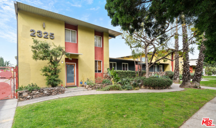 1 Bed Home for Sale in Santa Monica, California