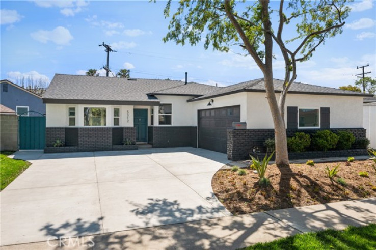 3 Bed Home for Sale in Hawthorne, California