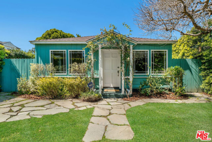 1 Bed Home for Sale in Venice, California
