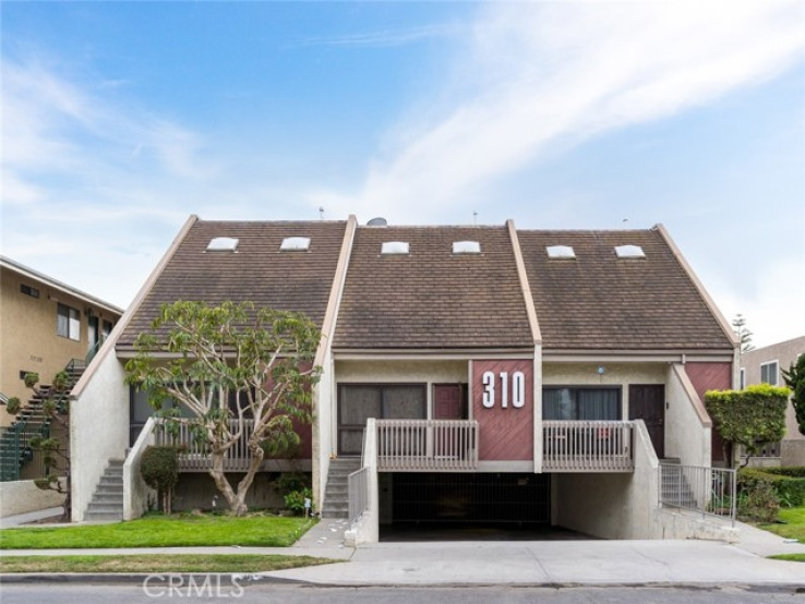 2 Bed Home for Sale in El Segundo, California