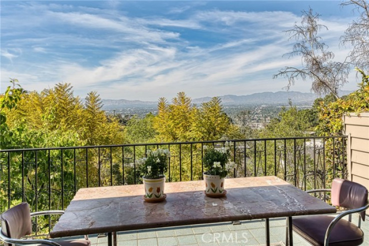 3 Bed Home for Sale in Sherman Oaks, California
