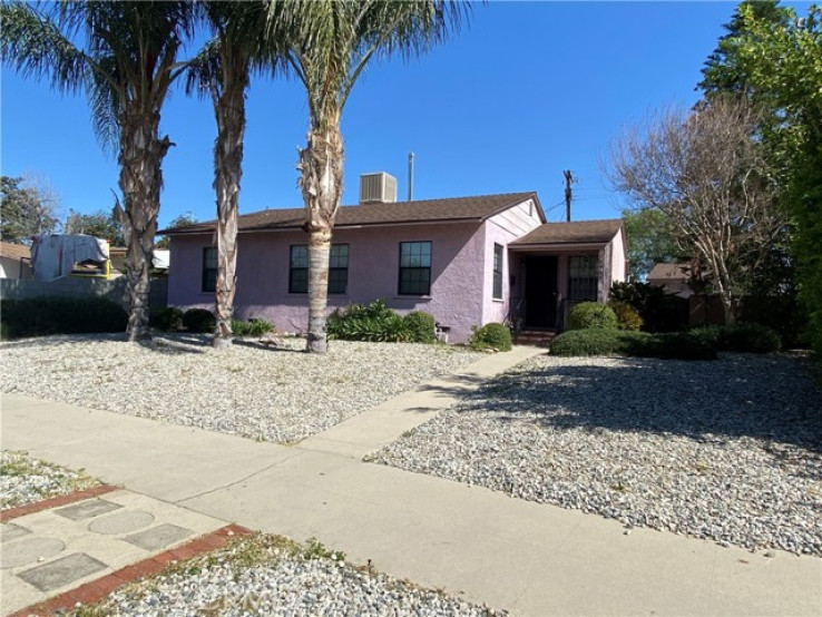 3 Bed Home for Sale in Lake Balboa, California