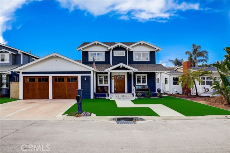 5 Bed Home for Sale in Costa Mesa, California