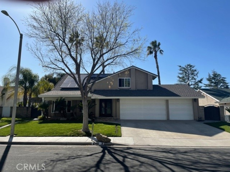 4 Bed Home for Sale in Newhall, California