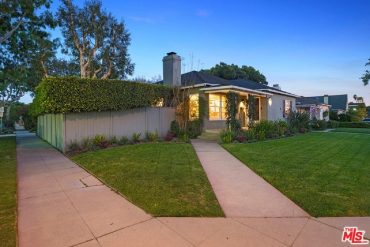 Residential Home in Culver City