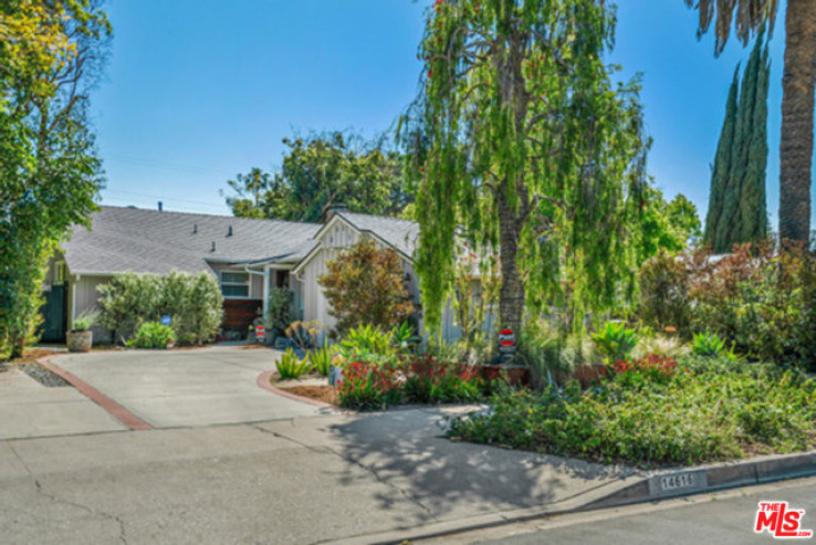 3 Bed Home for Sale in Sherman Oaks, California