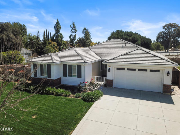 Residential Home in Thousand Oaks