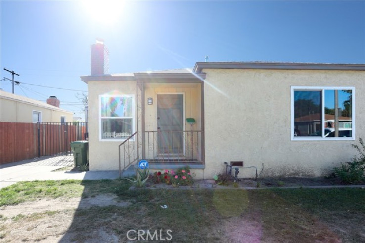 Residential Home in Compton N of Rosecrans, E of Central