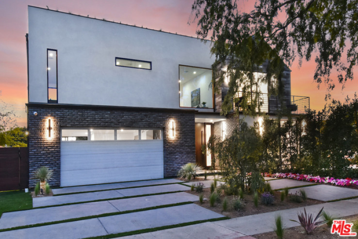 Residential Home in Culver City