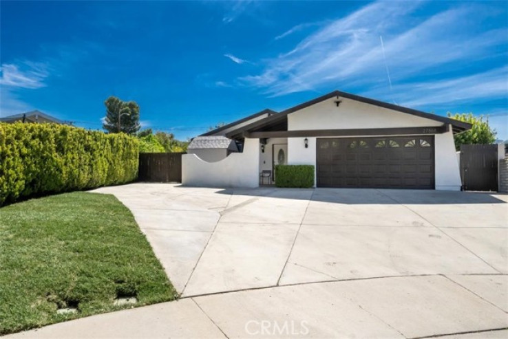 3 Bed Home for Sale in Canyon Country, California