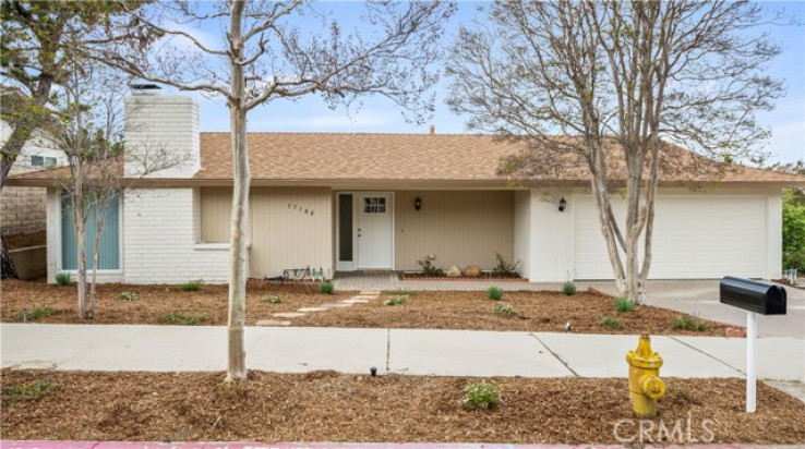 Residential Home in Granada Hills