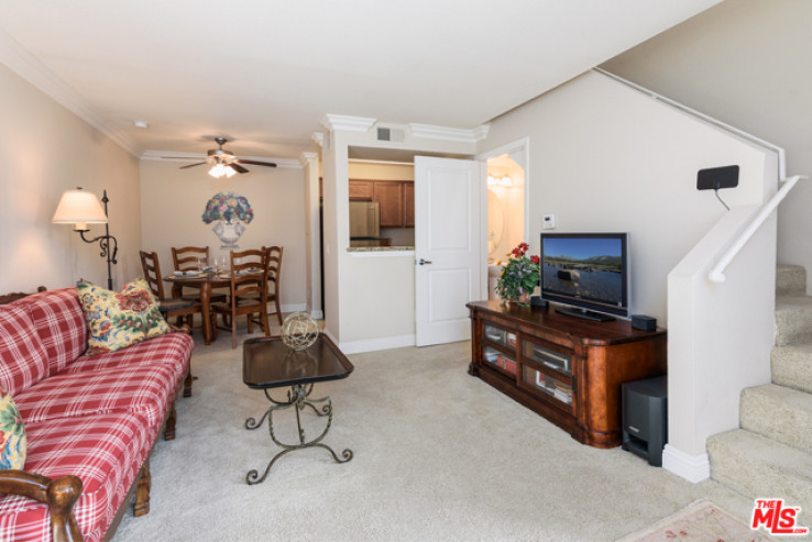 1 Bed Home for Sale in Burbank, California