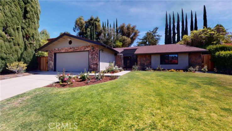 3 Bed Home for Sale in Oak Park, California