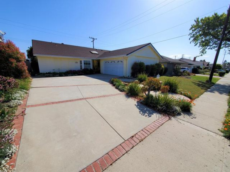 4 Bed Home for Sale in Ventura, California