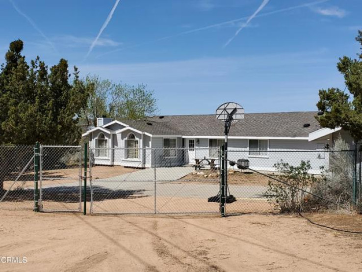 4 Bed Home for Sale in Palmdale, California