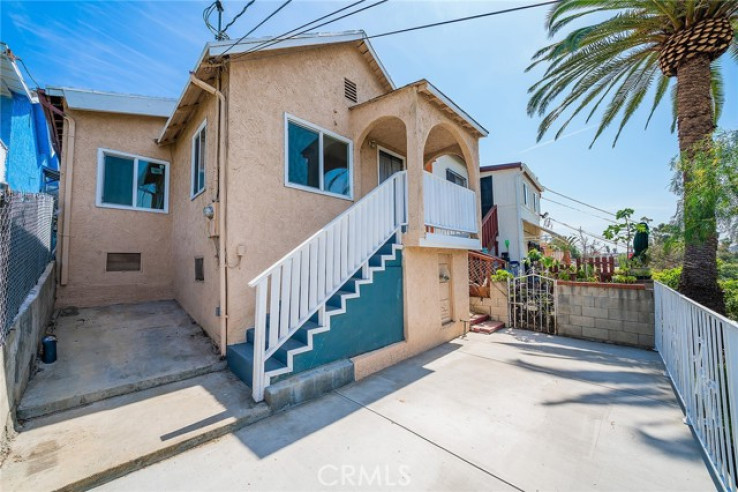 4 Bed Home for Sale in Los Angeles, California