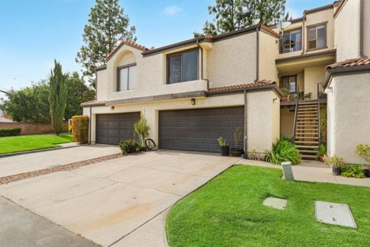 Residential Home in Santa Paula
