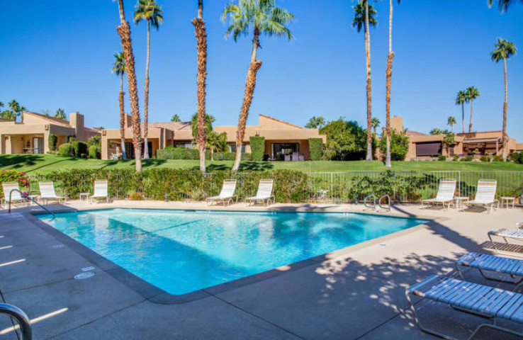 2 Bed Home for Sale in Palm Desert, California
