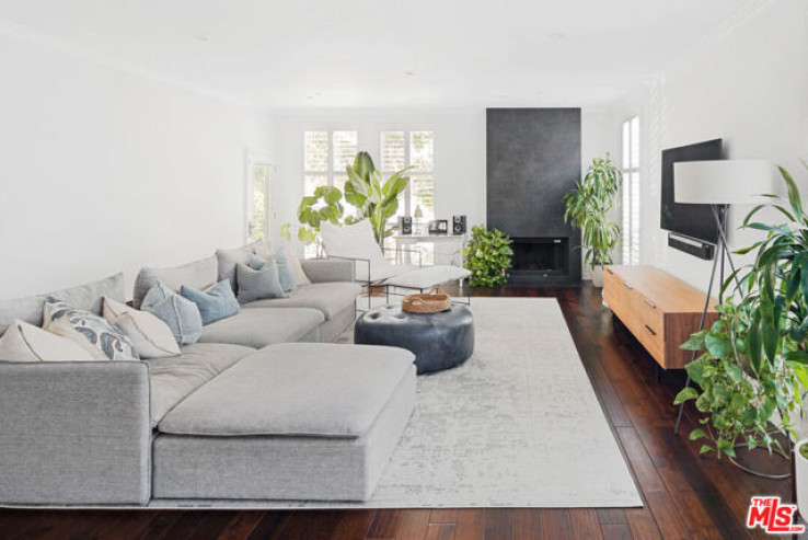 2 Bed Home for Sale in West Hollywood, California