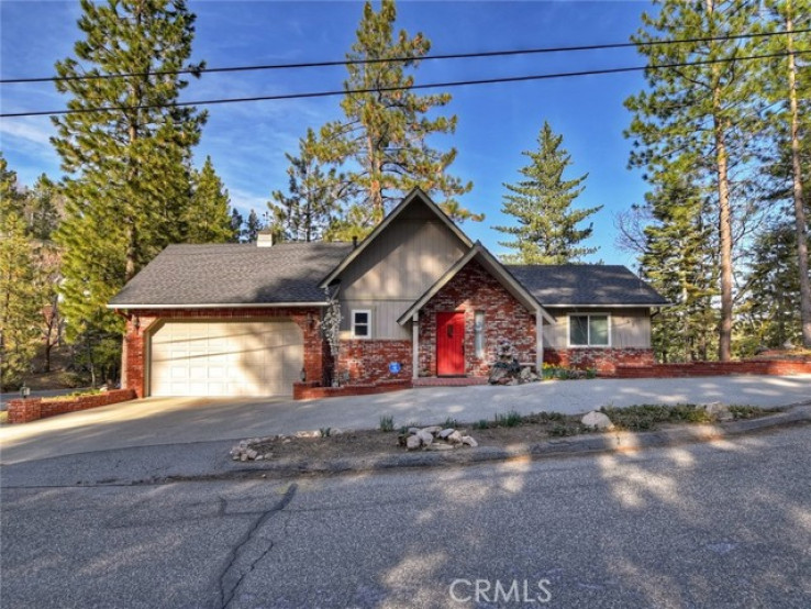 3 Bed Home for Sale in Lake Arrowhead, California