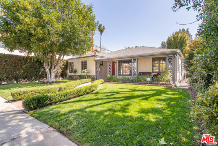 3 Bed Home for Sale in Studio City, California