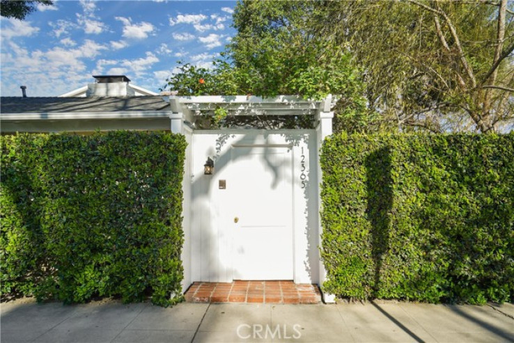 3 Bed Home for Sale in Studio City, California