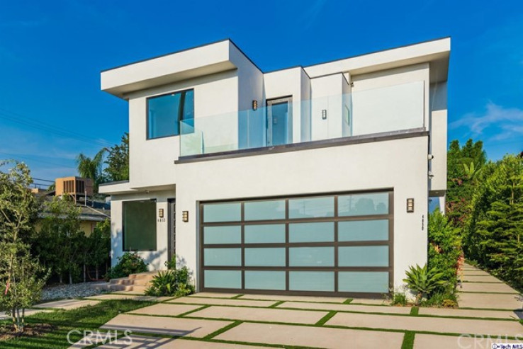Residential Home in Sherman Oaks