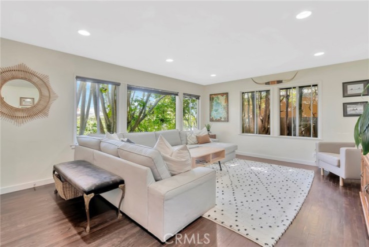 6 Bed Home for Sale in Costa Mesa, California