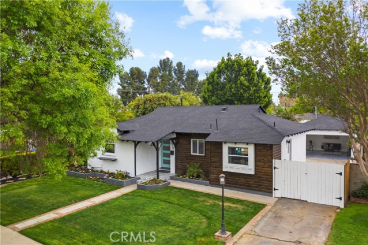 Residential Home in Lake Balboa
