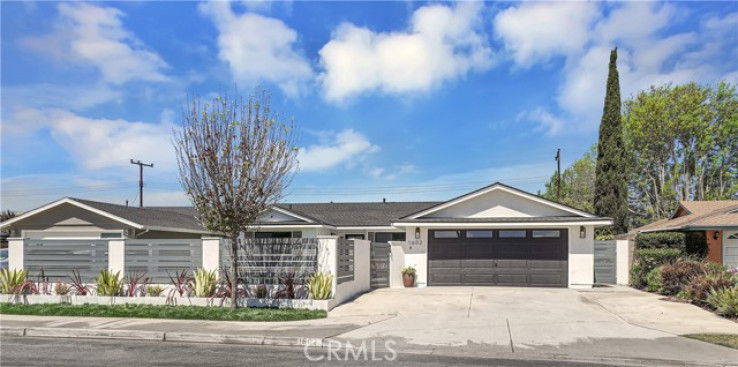 3 Bed Home for Sale in Costa Mesa, California