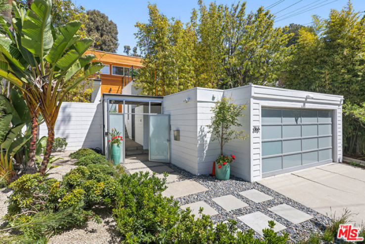 4 Bed Home for Sale in Los Angeles, California