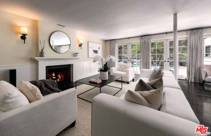 3 Bed Home for Sale in Los Angeles, California