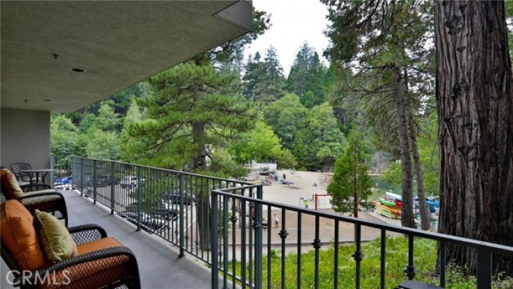 2 Bed Home for Sale in Lake Arrowhead, California