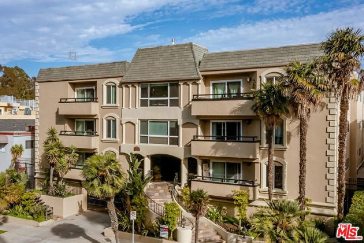 Residential Home in Brentwood