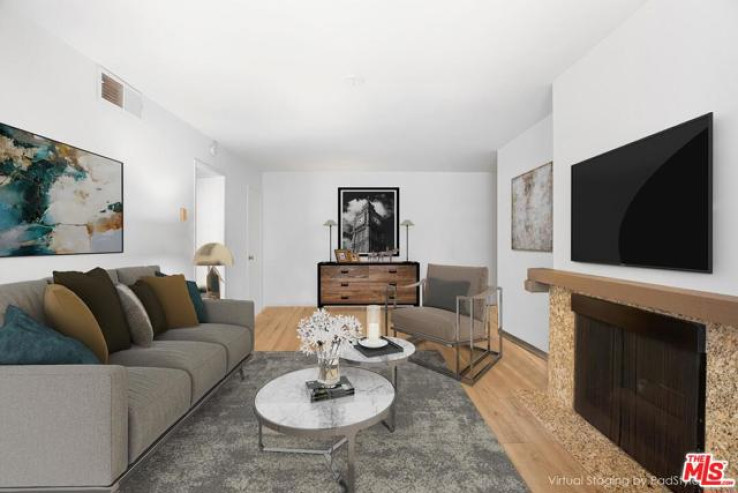 1 Bed Home for Sale in Culver City, California