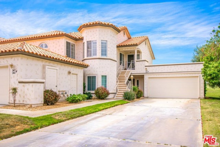 2 Bed Home for Sale in Palm Desert, California