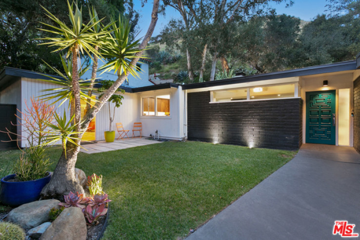 3 Bed Home for Sale in Beverly Hills, California