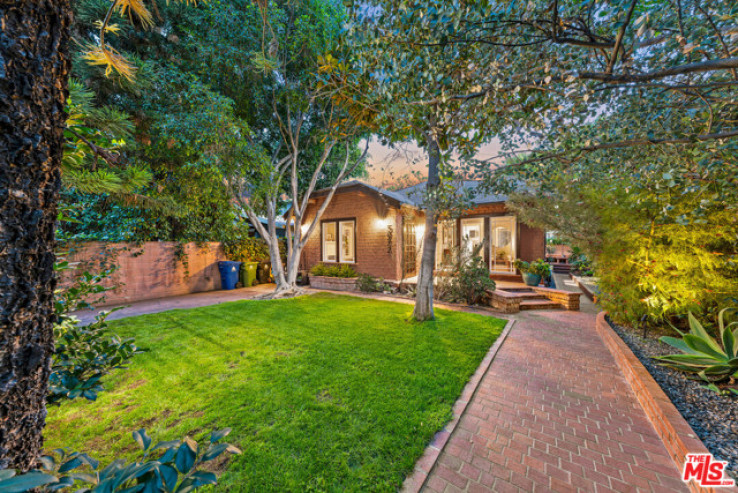 2 Bed Home for Sale in Los Angeles, California