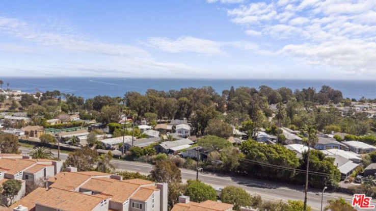 3 Bed Home for Sale in Malibu, California