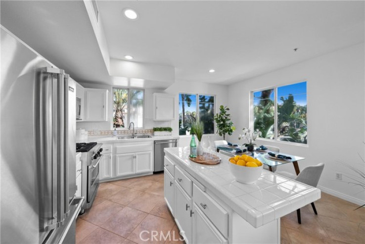 2 Bed Home for Sale in Playa Vista, California