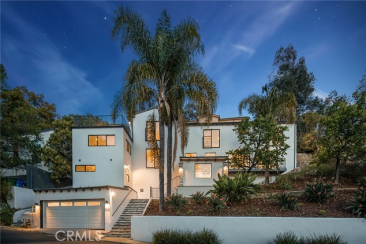4 Bed Home for Sale in Hollywood Hills, California