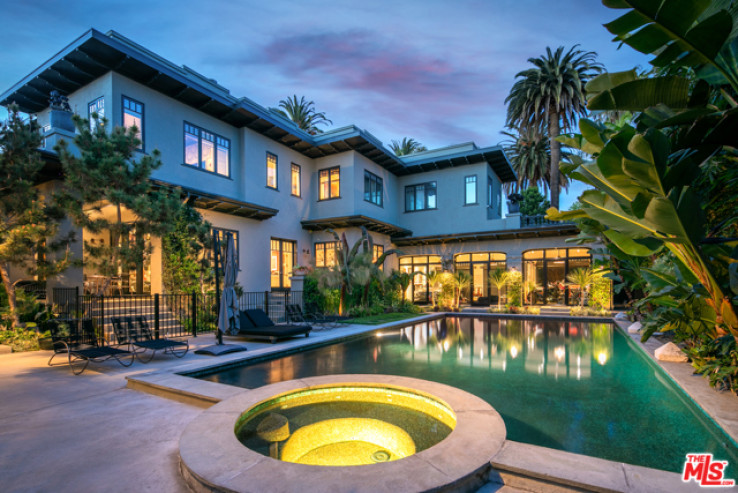 5 Bed Home for Sale in Santa Monica, California