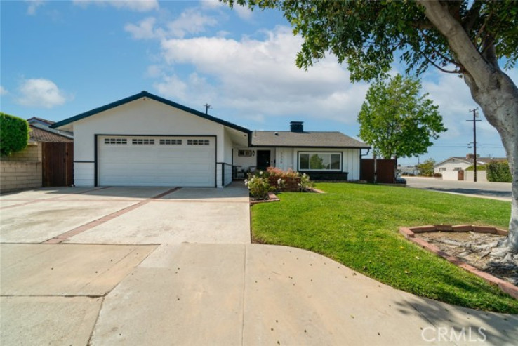 3 Bed Home for Sale in Costa Mesa, California