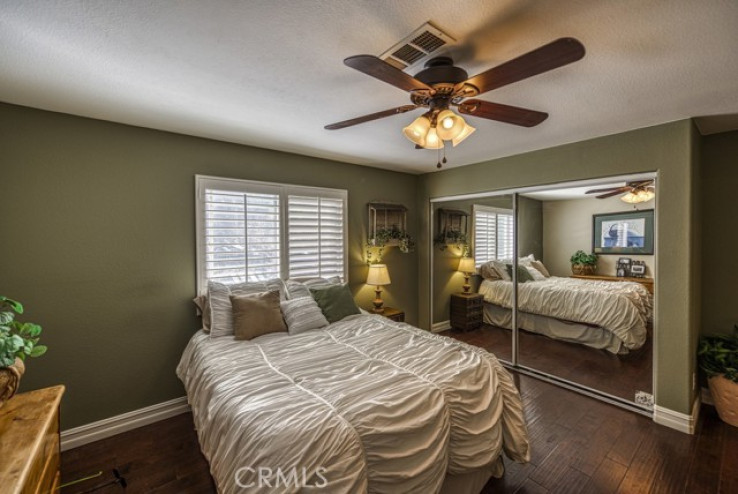 5 Bed Home for Sale in Saugus, California