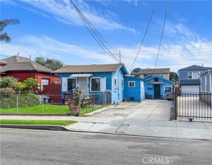  Income Home for Sale in Inglewood, California