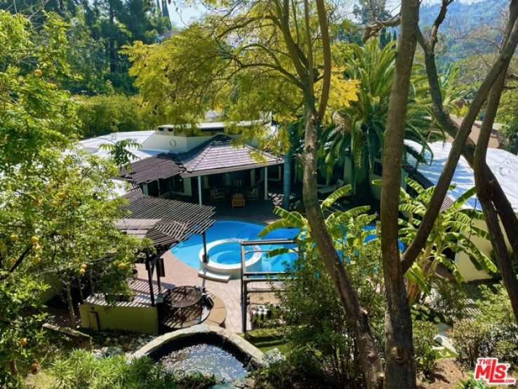 4 Bed Home for Sale in Los Angeles, California